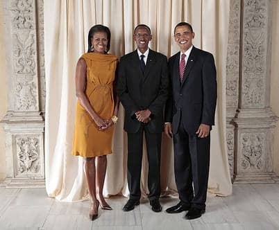 Barack-Michelle-Obama-greet-Paul-Kagame-other-U.N.-member-reps-at-Met-Museum-NYC-092309-by-irwanda1.com_, Africa advocates to Obama: Don't recognize Kagame's election, World News & Views 
