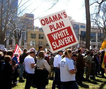 tea-party-racist-signs-white-slavery, Tea parties: The politics of fear, News & Views 