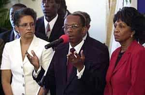 Aristides-Mildred-Jean-Bertrand-Maxine-Waters-press-conf-in-Palace-022104, Congresswoman Waters opposes plot to control Haiti, World News & Views 