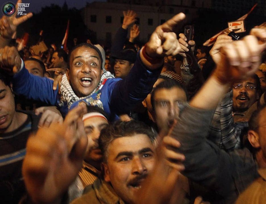 Egypt-Tahrir-Square-protesters-celebrate-021111-2-by-Suhaib-Salem-Reuters, Slaying pharaohs, World News & Views 