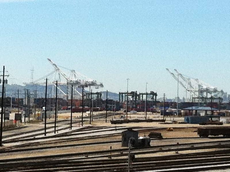 ILWU-Local-10-Oakland-port-solidarity-shutdown-rail-yard-040411-by-Delores-Lemon-Thomas, Hands off Local 10! Dockworkers sued for solidarity port shutdown, Local News & Views World News & Views 