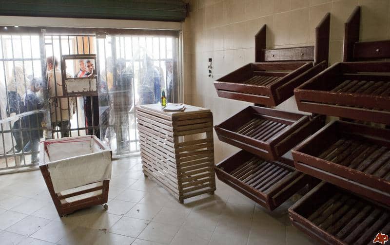 Tripoli-bakery-bare-shelves-042111-by-AP, Africa for the Africans: U.S.-Euro forces out of Libya and Cote d’Ivoire, World News & Views 
