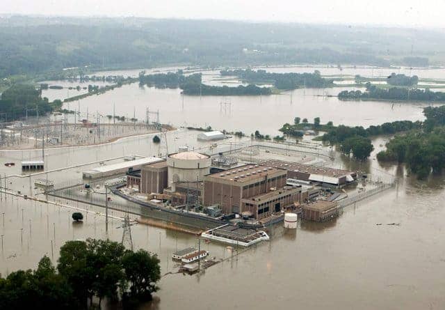 Fort-Calhoun-Station-nuclear-power-plant-Nebraska-Missouri-River-floodwaters-061411-by-AP1, Question marks, the elephant in the room and the refusal of nuclear power defenders to consider what has happened to people and the environment since Fukushima and Chernobyl, News & Views World News & Views 