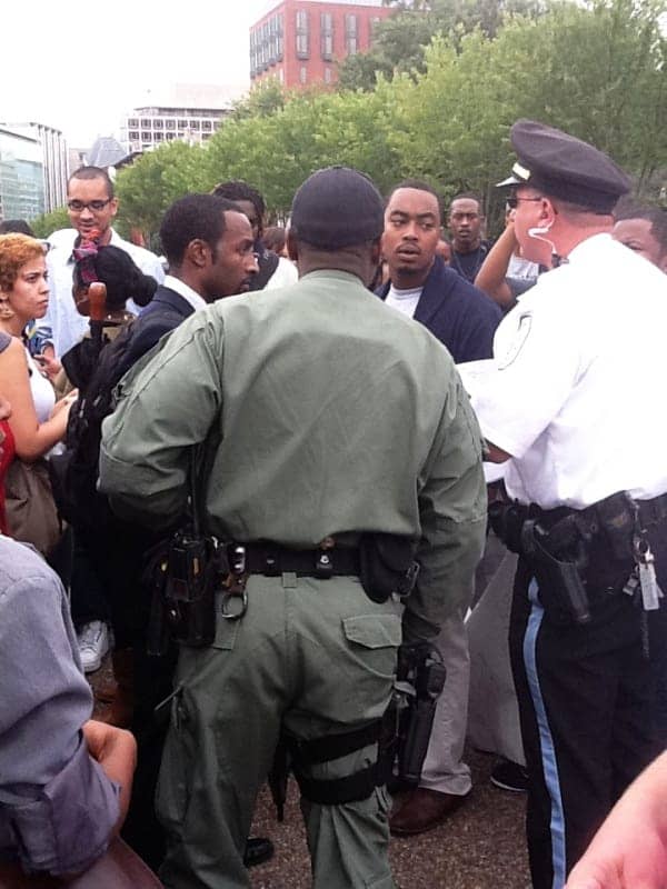 Howard-University-students-prof-arrested-Free-Troy-Davis-outside-White-House-0921111, The art of leadership and the fight for justice: What role outrage?, World News & Views 