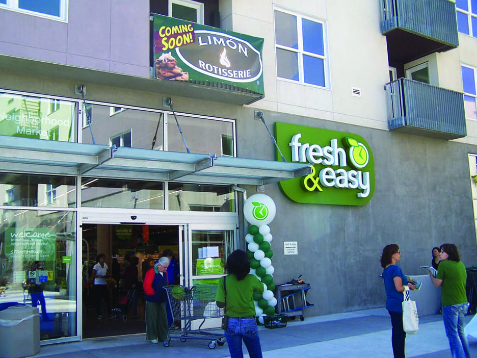 Fresh-Easy-5800-Third-St.-opened-0811, Fresh and easy displacement, Local News & Views 