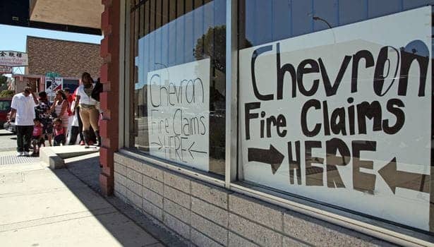 Residents-line-up-outside-Chevron-Fire-Claims-office-080712-after-Richmond-refinery-fire-by-Laura-A.-Oda-AP-Bay-Area-News-Group, John Burris sues Chevron for refinery fire that sickened over 14,000, Local News & Views 