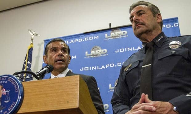 LA-Mayor-Antonio-Villaraigosa-Police-Chief-Charlie-Beck-offer-a-1-million-reward-for-Christopher-Dorner-by-UK-Guardian, LAPD was never spooked by Christopher Dorner: Something don’t smell right, News & Views 