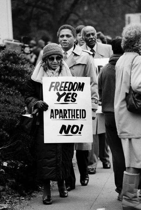 Rosa-Parks-protests-apartheid-at-So.-African-embassy-DC-c.-1985-by-Jim-Hubbard, 10 things you didn’t know about Rosa Parks, News & Views 