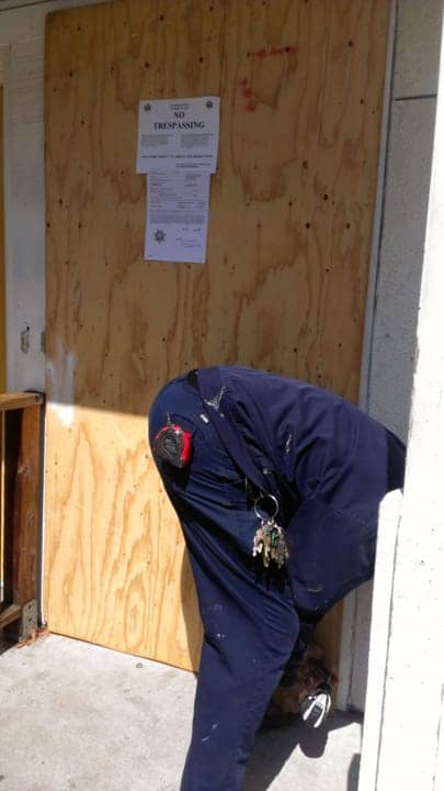 Sabrina-Carters-plywood-covered-door-nailed-shut-on-eviction-day-040814-by-PNN, A family destroyed by eviction, Local News & Views 
