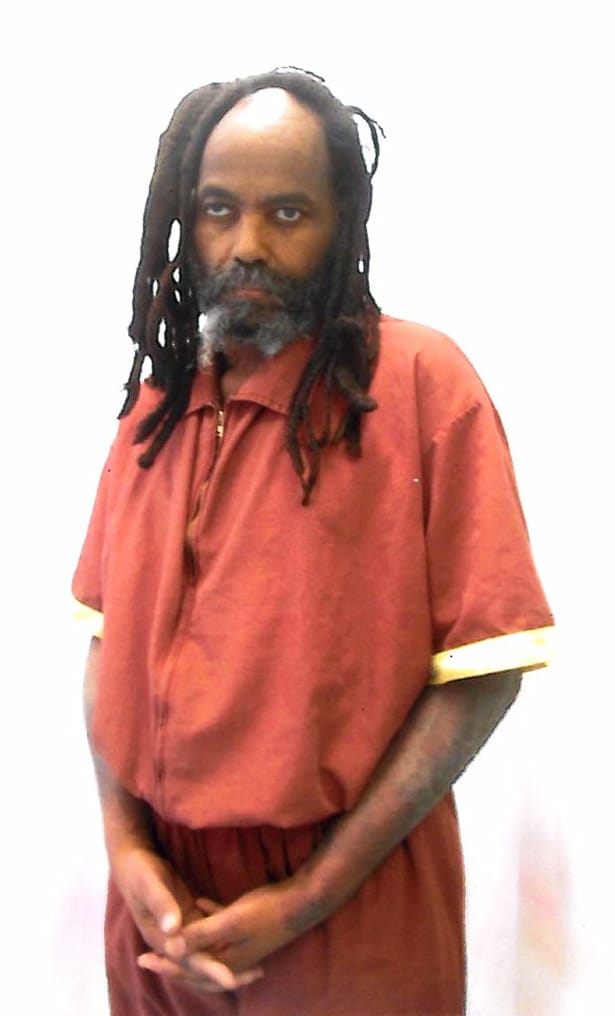 Mumia-no-glasses-barely-able-to-stand-Mahanoy-infirmary-040615, See how sick Mumia is – keep calling!, Abolition Now! 