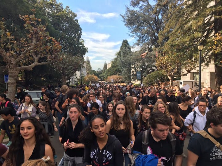 Berkeley-High-students-march-from-BHS-to-UC-Berkeley-campus-110515-by-Lucy-Rosenthal, Berkeley High students fight racist attacks: Navigating the shoals of increasing racial profiling, Local News & Views 