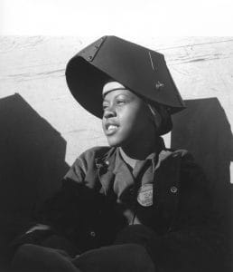 Black-woman-shipyard-worker-Oakland-1943-by-Dorothea-Lange-cy-Oakland-Museum-of-Calif-web-258x300, Joe Debro on racism in construction, Part 14, Local News & Views 