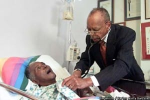 Dr.-Arthur-H.-Coleman-81-house-call-to-Sam-Jordan-0501-by-Carlos-Avila-Gonzalez-SF-Chron-300x200, Breathing new life into Dr. Coleman’s dream and the Arthur Coleman Medical Center, Local News & Views 