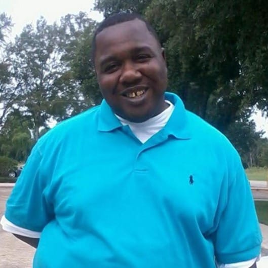 Alton-Sterling, New video shows Alton Sterling wasn’t holding a gun when he was killed by police, News & Views 