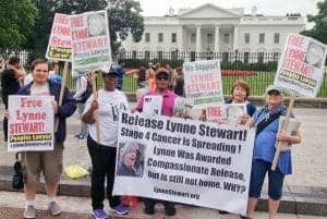 Release-Lynne-Stewart-picket-by-Ralph-Poynter-supporters-White-House-061813-by-Workers-World-300x201, Lynne Stewart, people’s lawyer, freedom fighter, presente!, Culture Currents 
