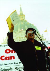 Willie-Ratcliff-speaks-at-2003-anti-war-rally-before-quarter-million-people-web-209x300, Women’s March on the Pentagon: Confronting the bipartisan war machine, News & Views 