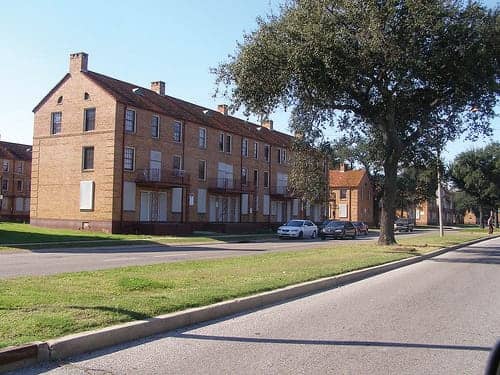 nola-lafitte-120507-by-karen-gadbois1, Damaged roots in the fight for public housing?, News & Views 