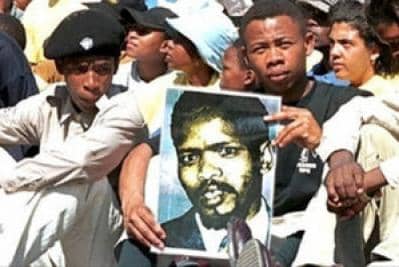 Ayanda-Kota-with-Steve-Biko-pic, Gang rape: The South African death of Thandiswa Qubuda, World News & Views 