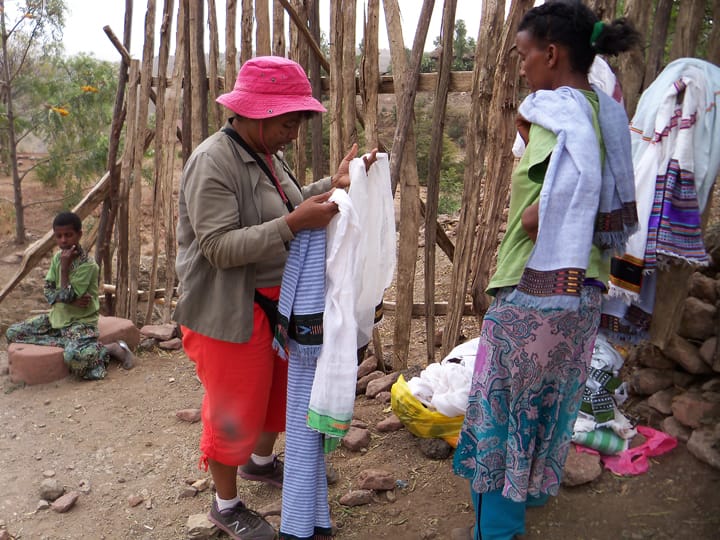 Ethiopia-buying-scarves-near-churches-Lalibela-0613-by-Wanda, Wanda in Africa, World News & Views 