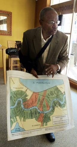 Leon-Waters-speaks-on-1811-slave-revolt-largest-in-US-2011, New Orleans 1811 Slave Revolt tour raises funds to rebuild libraries in Haiti, News & Views 