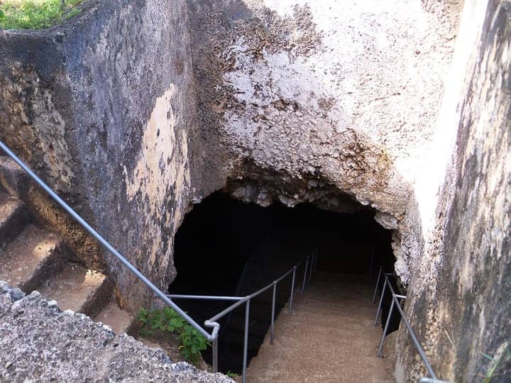 Mangapwani-Slave-Cave-entrance-0713-by-Wanda, Tracing the African slave trade at the Indian Ocean: Mangapwani Beach, World News & Views 