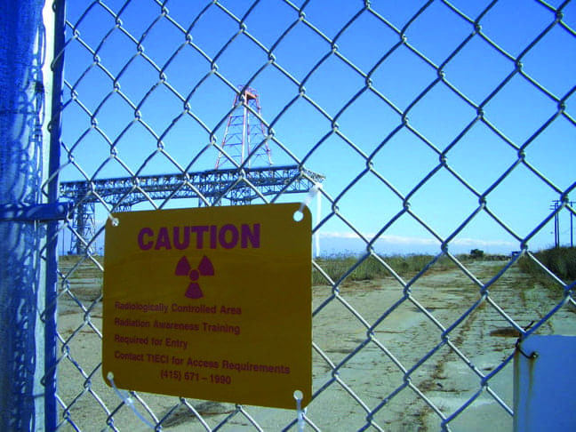 Hunters-Point-Shipyard-Radiologically-Controlled-Area-sign-web, Hot spots: Radioactive San Francisco, Local News & Views 