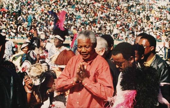 Mandela-crowd-by-Monica-Morgan, Mandela, America, Israel and systems of oppression, World News & Views 