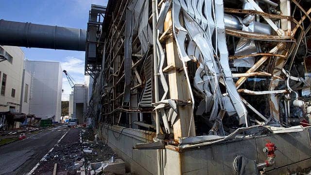 Reporters-allowed-close-to-Fukushima-Daiichi-nuclear-power-plant-022214-by-CNN, 50 reasons we should fear the worst from Fukushima, World News & Views 