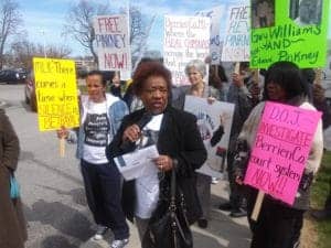 Dorothy-Pinkney-courthouse-rally-St.-Joseph-041415-by-Abayomi-Azikiwe-300x225, Berrien County court continues racist campaign against Rev. Edward Pinkney, News & Views 