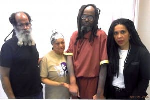 Visit-to-Mumia-in-Mahanoy-infirmary-Abdul-Jon-Pam-Africa-Mumia-Johanna-Fernandez-0406151-300x200, A slow death for Mumia Abu-Jamal and thousands of prisoners in America, News & Views 