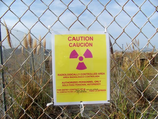 Bob-Nichols-Shipyard-pics-102707-025-web, Community welcomes agreement to reexamine radiation risk at Hunters Point Shipyard, Local News & Views 