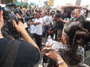 Stephon-Clark-police-murder-brother-Stevante-Clark-speaks-rally-in-front-of-courthouse-downtown-Sacramento-after-funeral-032918-by-Jahahara-web-300x225, Police murder of Stephon Clark shuts down Sacramento, News & Views 