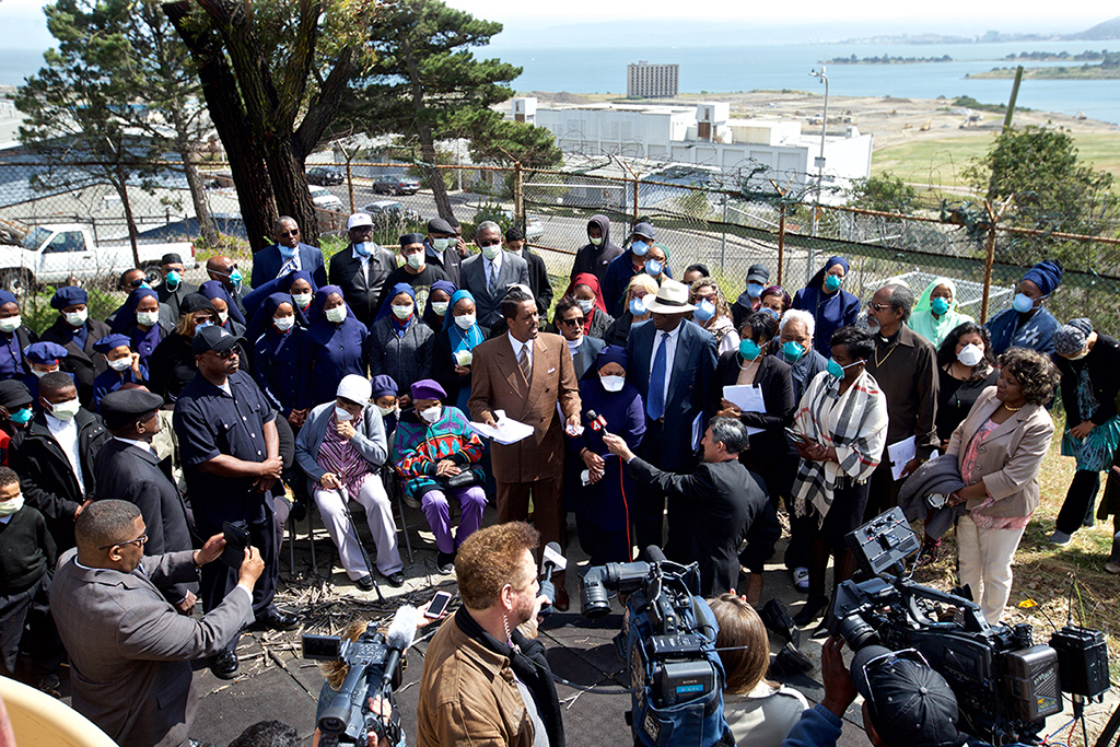 Bonner-suit-press-conf-Min.-Christopher-Muhammad-announces-27.3-billion-lawsuit-ag-Tetra-Tech-eco-fraud-HP-Shipyard-050118-by-Kevin-N.-Hume-SF-Examiner, Outraged Hunters Point residents demand Gavin Newsom fire Tetra Tech, Local News & Views 