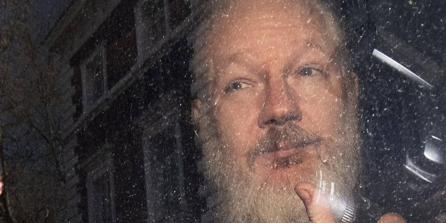 Julian-Assange-in-British-custody-transported-to-Westminster-Magistrates-Court-041119-by-Victoria-Jones-PA-Wire-AP, Mumia: Wars against Assange, World News & Views 