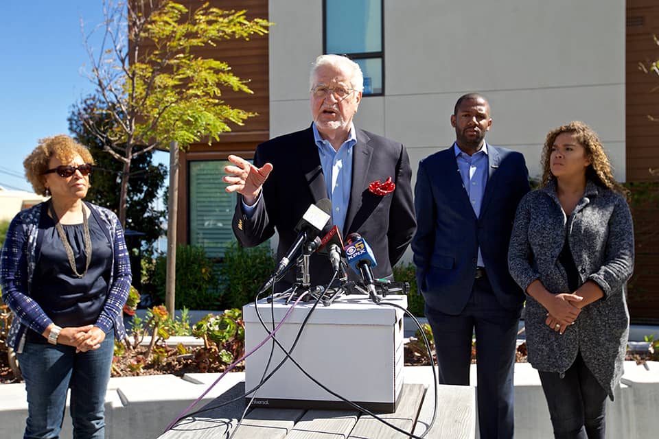 Linda-Parker-Pennington-atty-Joseph-Cotchett-Theo-Victoria-Seray-Ellington-announce-lawsuit-ag-Lennar-Tetra-Tech-by-SF-Shipyard-homebuyers-072518-by-Kevin-N.-Hume-SF-Examiner, Scapegoating the judge: Tetra Tech deflects the blame for Hunters Point Shipyard eco-fraud, Local News & Views 