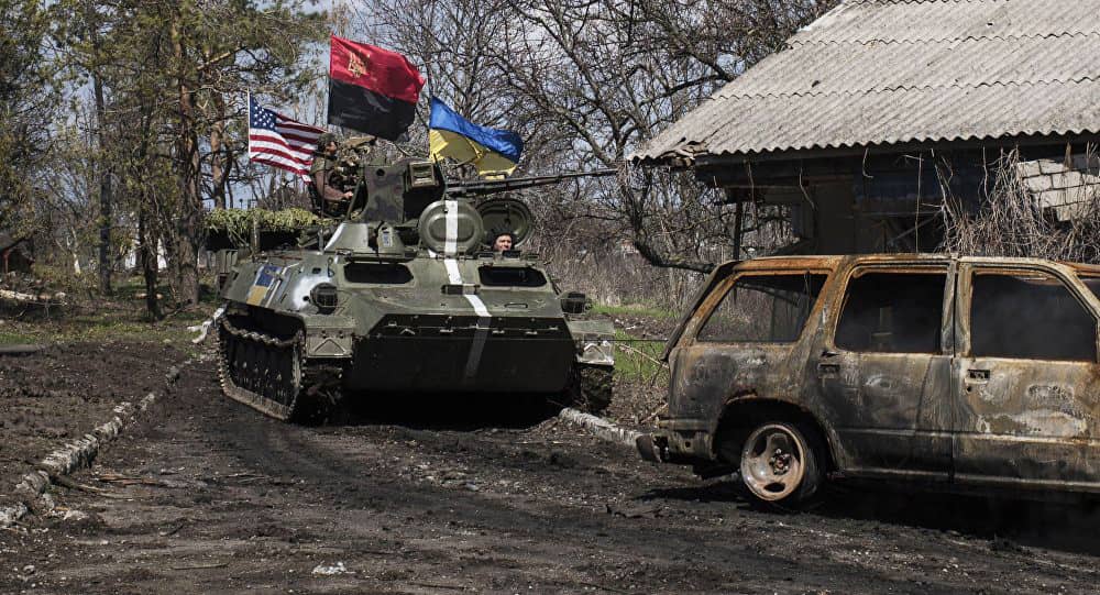 Tank-in-Ukraine’s-Donbass-Region-flying-US-Ukraine-Ukraine’s-‘Right-Sector’-right-wing-militia-red-black-flags, Donald in the Donbass, Biden in the crossfire, World News & Views 