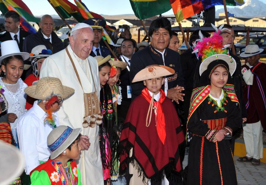 Pope-Francis-Evo-Morales-w-Indigenous-Bolivian-children, Pachamama and the Pope, Featured World News & Views 
