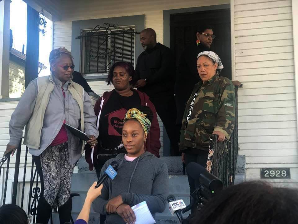 Moms4Housing-at-MomsHouse-2928-Magnolia-St.-West-Oakland-Dominique-Walker-speaks, Moms4Housing stand and resist for thousands of us houseless mamaz – Join them at 6:30 Monday morning, Jan. 13, Featured Local News & Views 