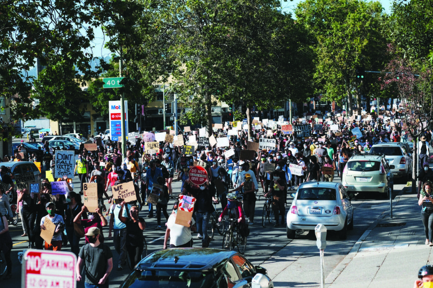 Youth-lead-15000-march-from-Oakland-Tech-to-Oscar-Grant-Plaza-060120-by-Eric-Ruud-1400x933, Oakland youth lead 15,000 marching for George Floyd, Local News & Views 