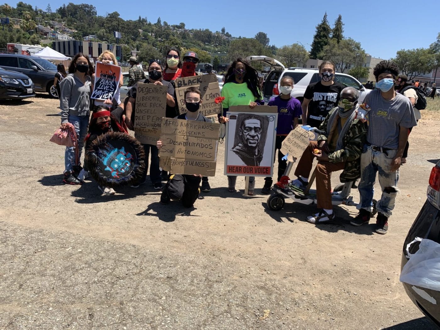 POOR-Magazine-Homefulness-Deecolonize-Academy-family-at-March-for-Black-Lives-in-Deep-East-Oakland-by-PNN-1-1400x1050, Abolish the other police: mandated reporters, Local News & Views 