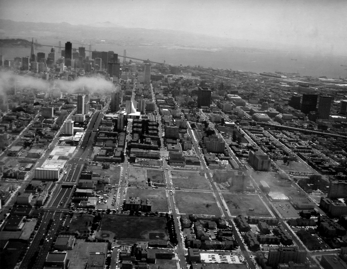 Fillmore-Redevelopment-aerial-view-1960s-by-Robert-F.-Oaks, Fillmore: Harlem of the West, Culture Currents 