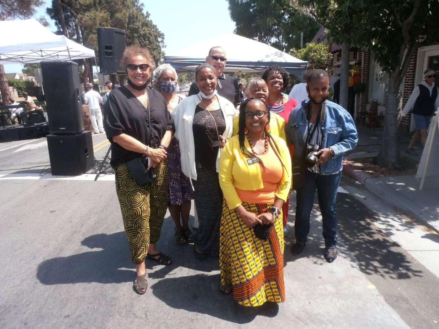 Juneteenth-in-Alabany-with-Mayor-GeNell-Gary-and-Orlonda-Uffre-at-Abrams-Claghorn-Gallery-by-Jahahara-061921-1400x1050, The Juneteenth Holiday and Kujichagulia, or self-determination, Culture Currents 