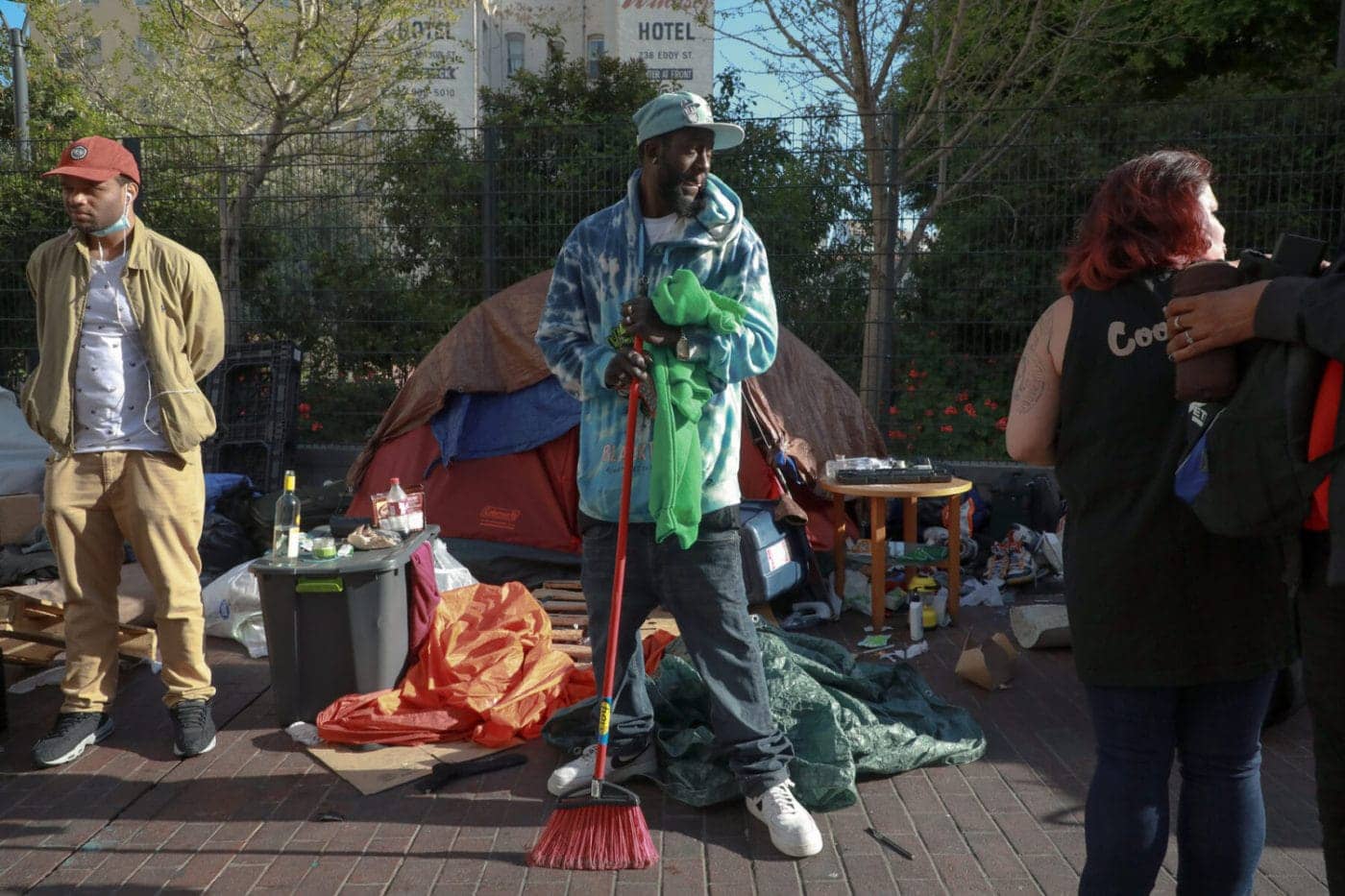 Tenderloin-unhoused-people-042621-by-Jim-Wilson-NYT-1400x933, The other pandemic, Local News & Views 