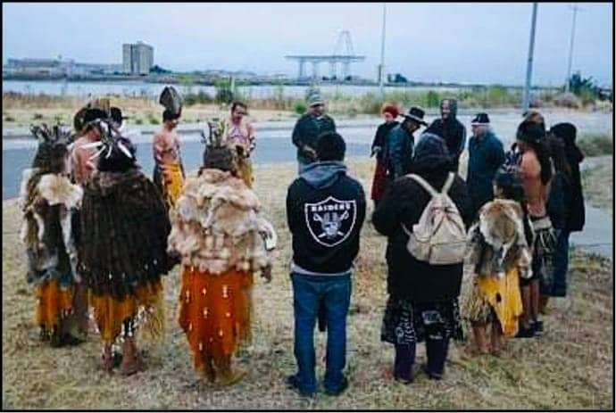 Costanoan-tribe-in-a-circle-at-Candlestick-Park-in-Bayview-by-Paul-Chinn-SF-Chronicle, The lost shores of Yosemite Slough, Local News & Views 