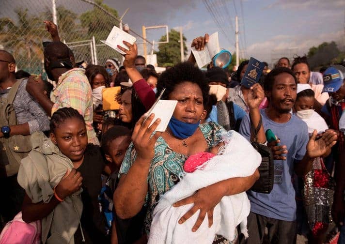 Haitians-gather-at-US-Embassy-seeking-visas-to-leave-Haiti-after-Moise-assassination-0721-by-Orlando-Barria-EFE-Alamy-Live-News, The assassination of Jovenel Moise: The US-backed PHTK dictatorship marches on, World News & Views 