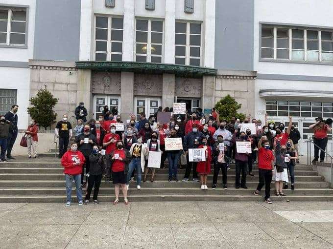 UESF-walk-in-demanding-clean-air-at-George-Washington-High-School-092221, Daphne Young’s eye on education: ‘What’s going on?’, Local News & Views 