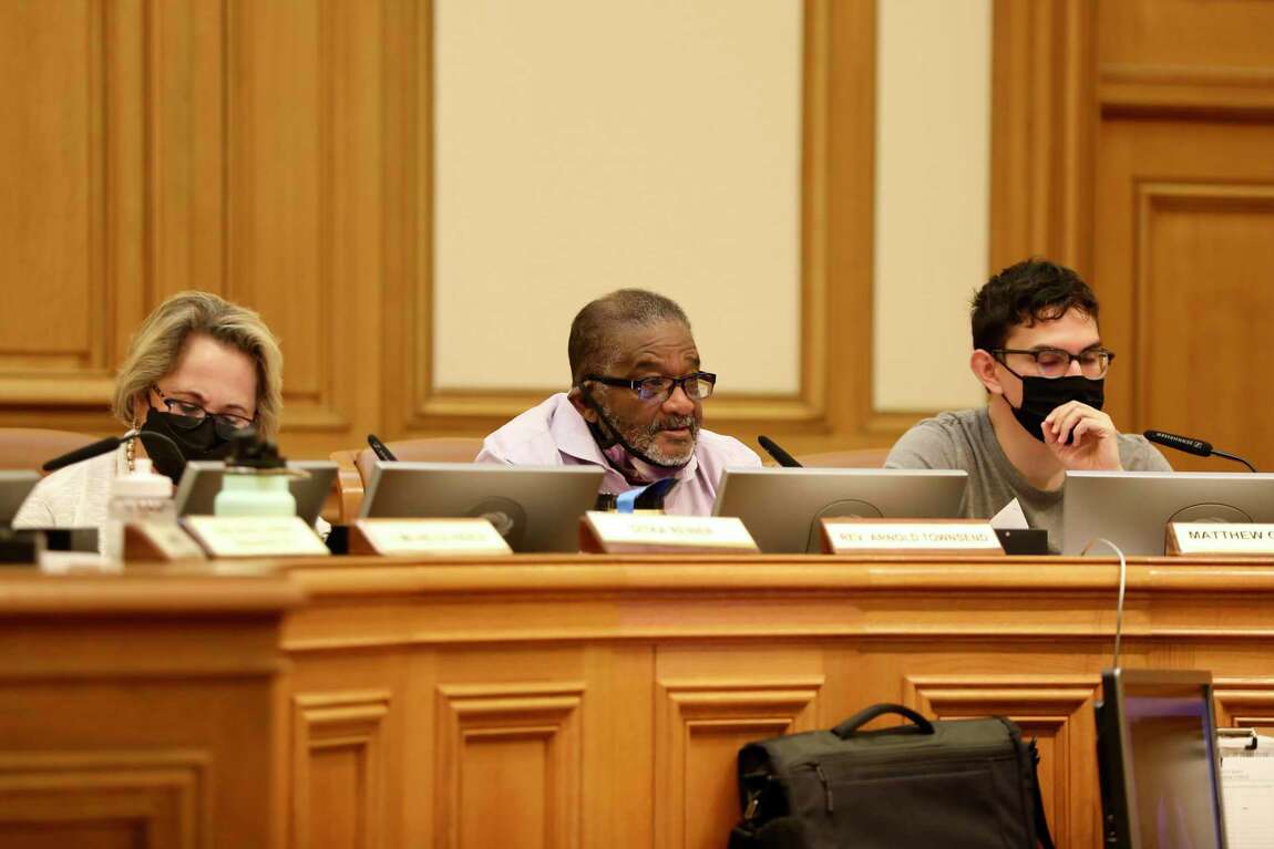 San-Francisco-Redistricting-Task-Force-Rev.-Arnold-Townsend-by-Yalonda-M.-James-SF-Chronicle-040222, SF Redistricting Task Force sneaks in 3 a.m. vote to use draft map that divides communities , Local News & Views News & Views 