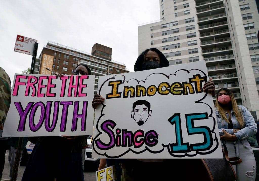 Free-Prakash-supporters-outside-Queens-Criminal-Courthouse-by-Sue-Brisk-050322, Freedom is necessary: Prakash Churaman’s liberation struggle in Queens, Behind Enemy Lines Featured News & Views 