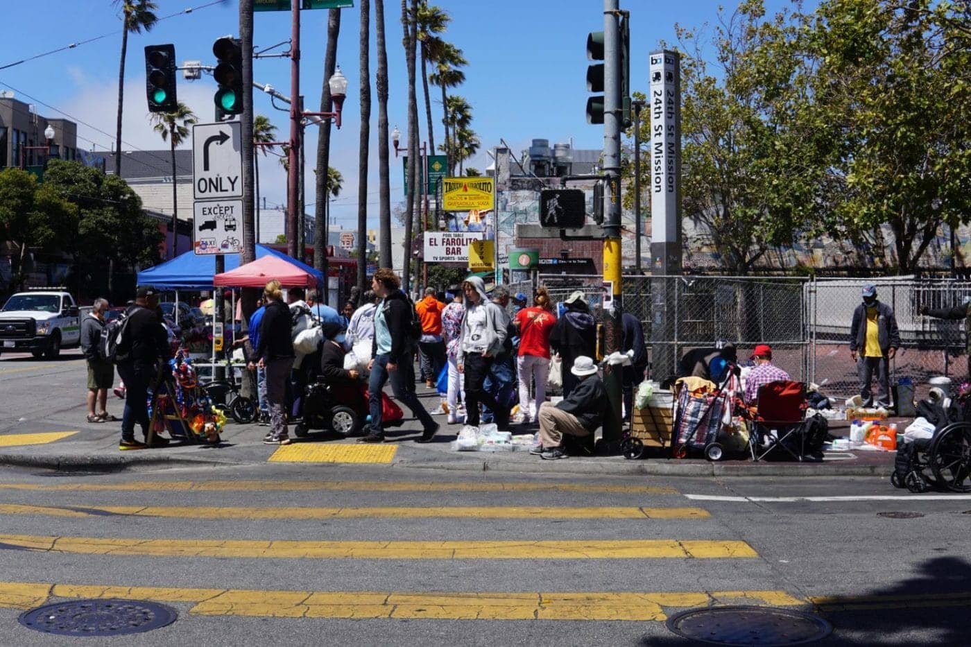 24th-St.-BART-plaza-vendors-and-fence-by-Joshua-Baltodano-072522-1400x933, Crackdown on the culture: Vendors barred from 24th St. BART plaza, Local News & Views News & Views 