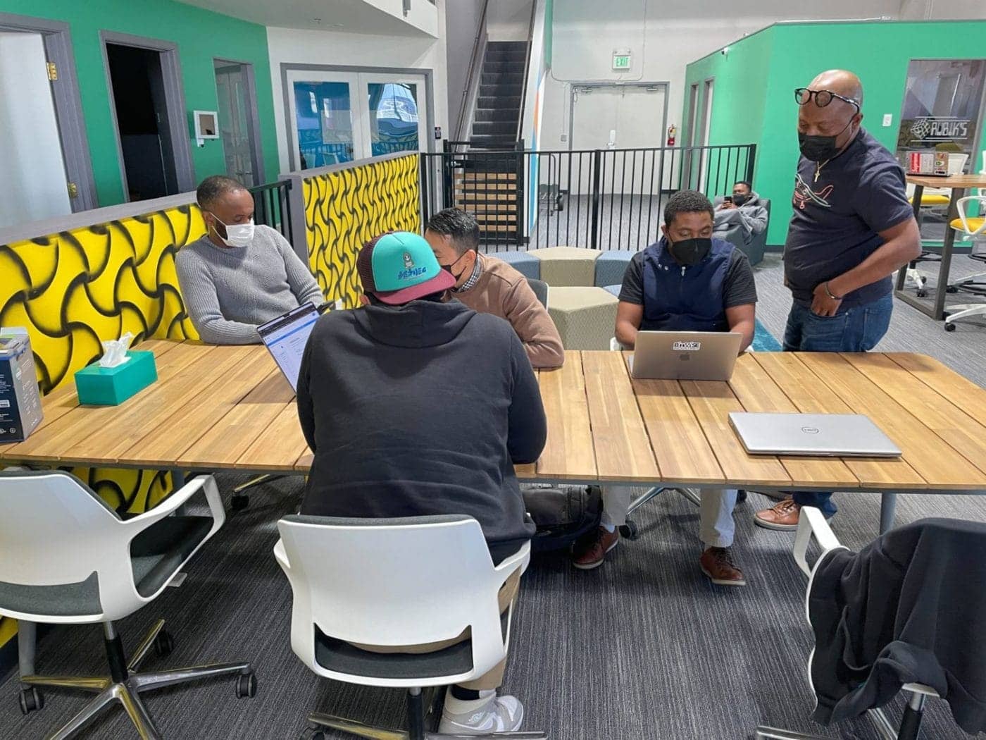 Bitwise-Industries-apprentices-collaborate-1400x1050, <strong>Tech comes to West Oakland: Bitwise Industries offers classes and job placement</strong>, Local News & Views 